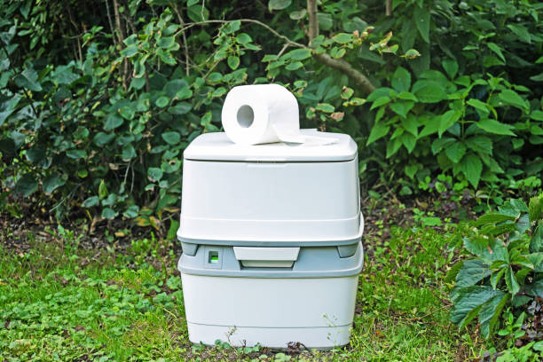 Portable Toilet Options We Offer in Fremont Hills, MO